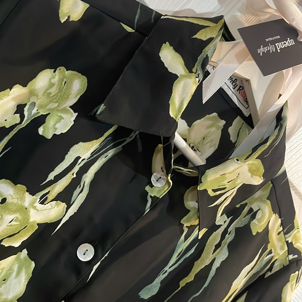 Vintage 90’s style blouse